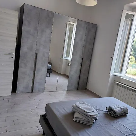 Tommy's House アパート *